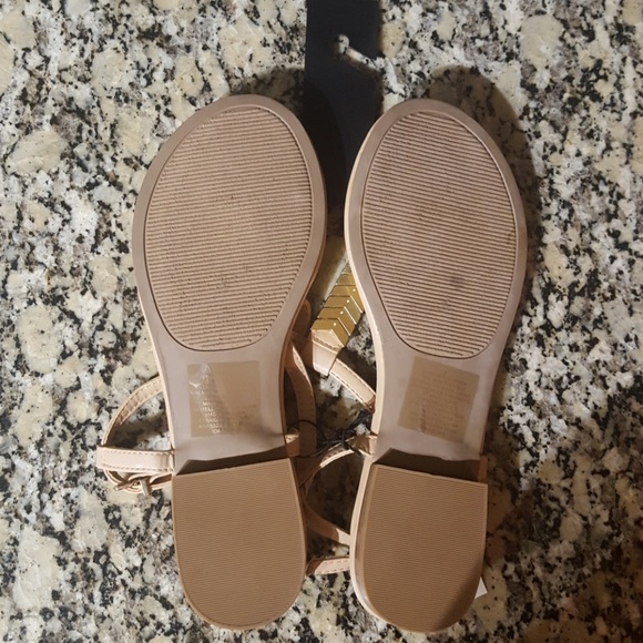 Sandals - Picture 4 of 4